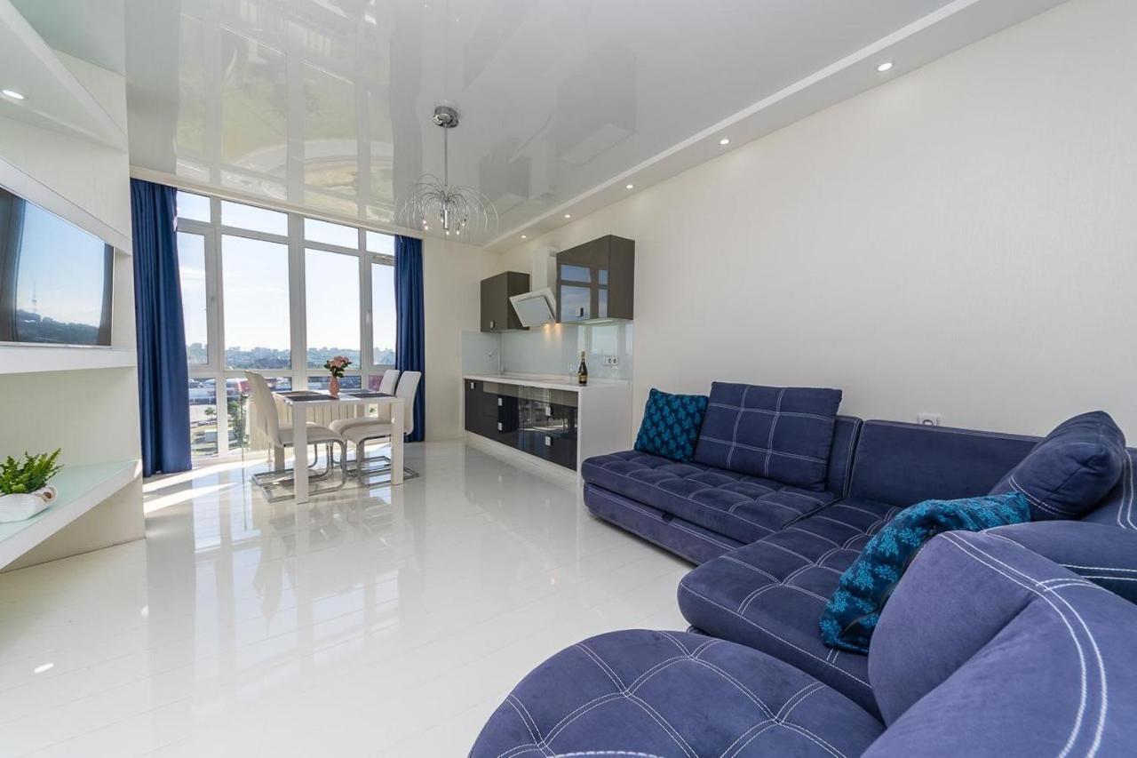 Fashionable Panoramic Apartments Dnieper. Obolon Kyiv Exterior foto