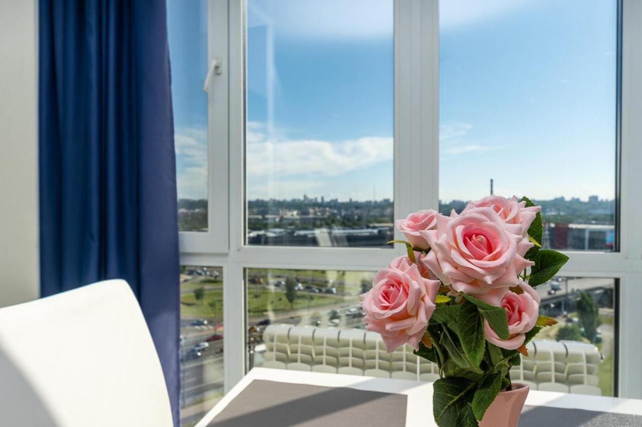 Fashionable Panoramic Apartments Dnieper. Obolon Kyiv Exterior foto